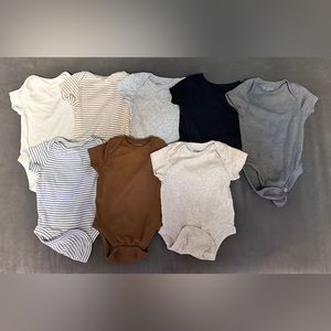 BUNDLE 8 Old Navy Onesies